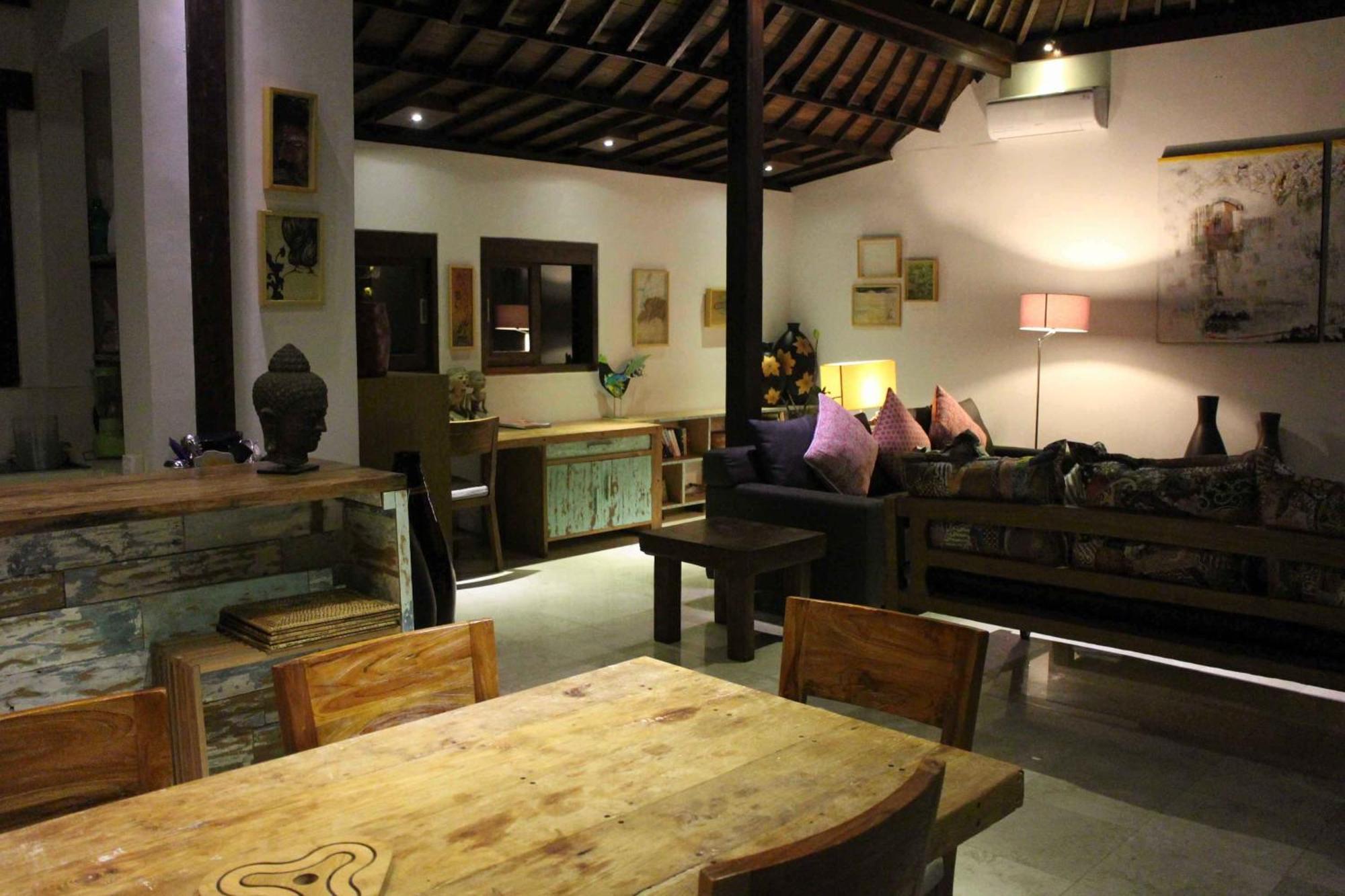 Surya Kembar Villas Ubud  Luaran gambar